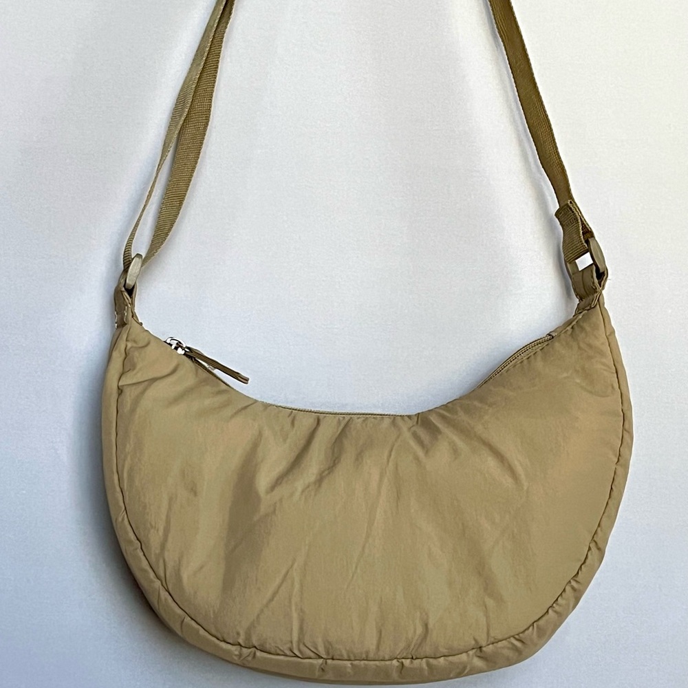 Old Navy Crescent Crossbody Bag in Taupe